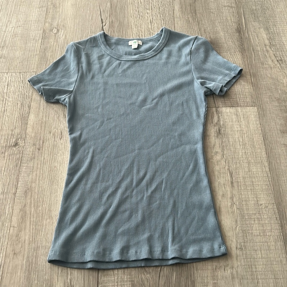 Super cute slim fit blue top.